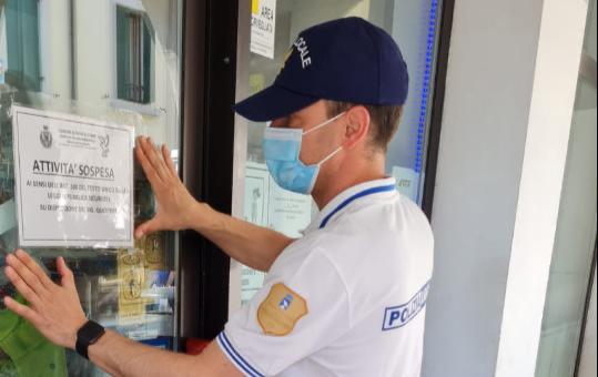 Immagine per Monfalcone, vendevano alcol di notte in centro: quattro negozi chiusi